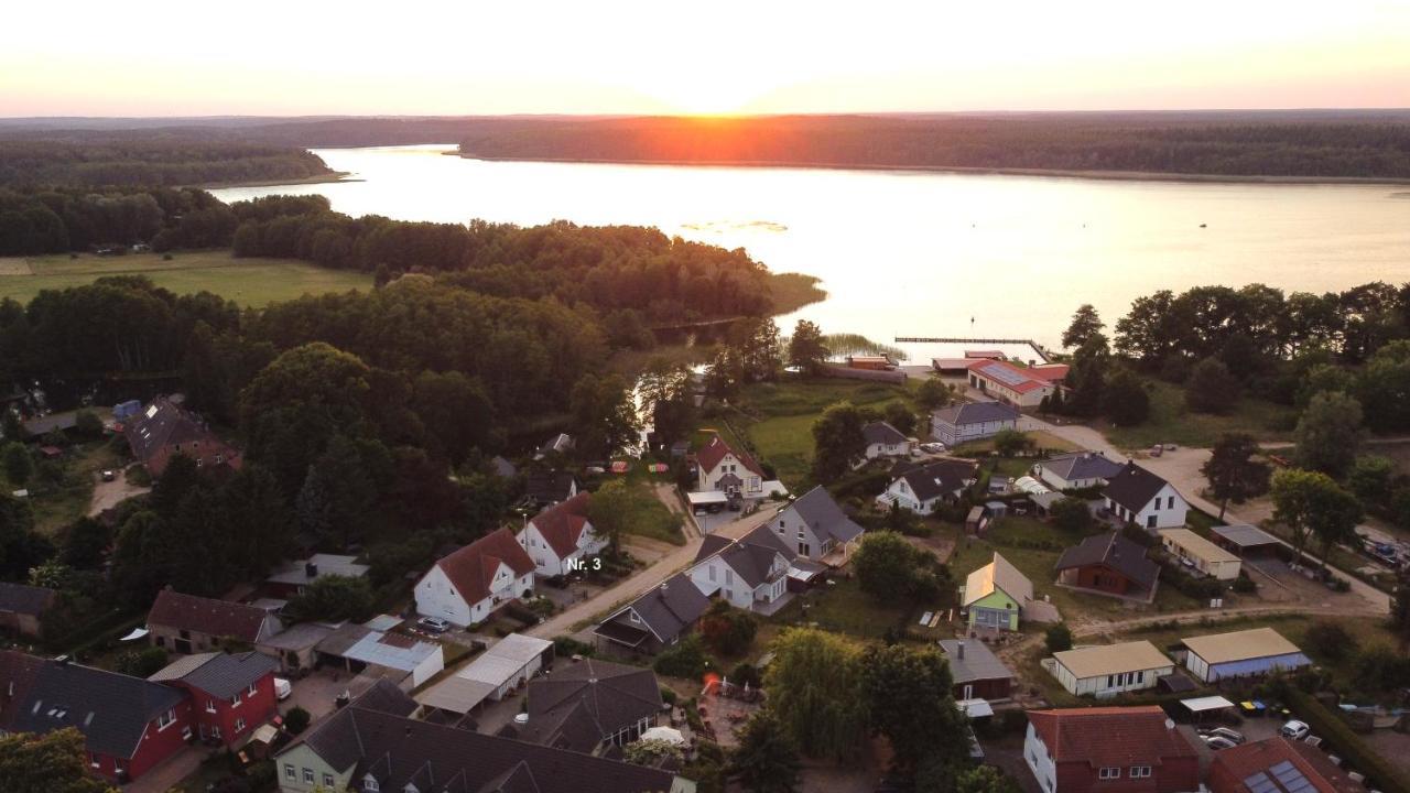 Wustrow  Ferienhaus Im Fischersteig מראה חיצוני תמונה
